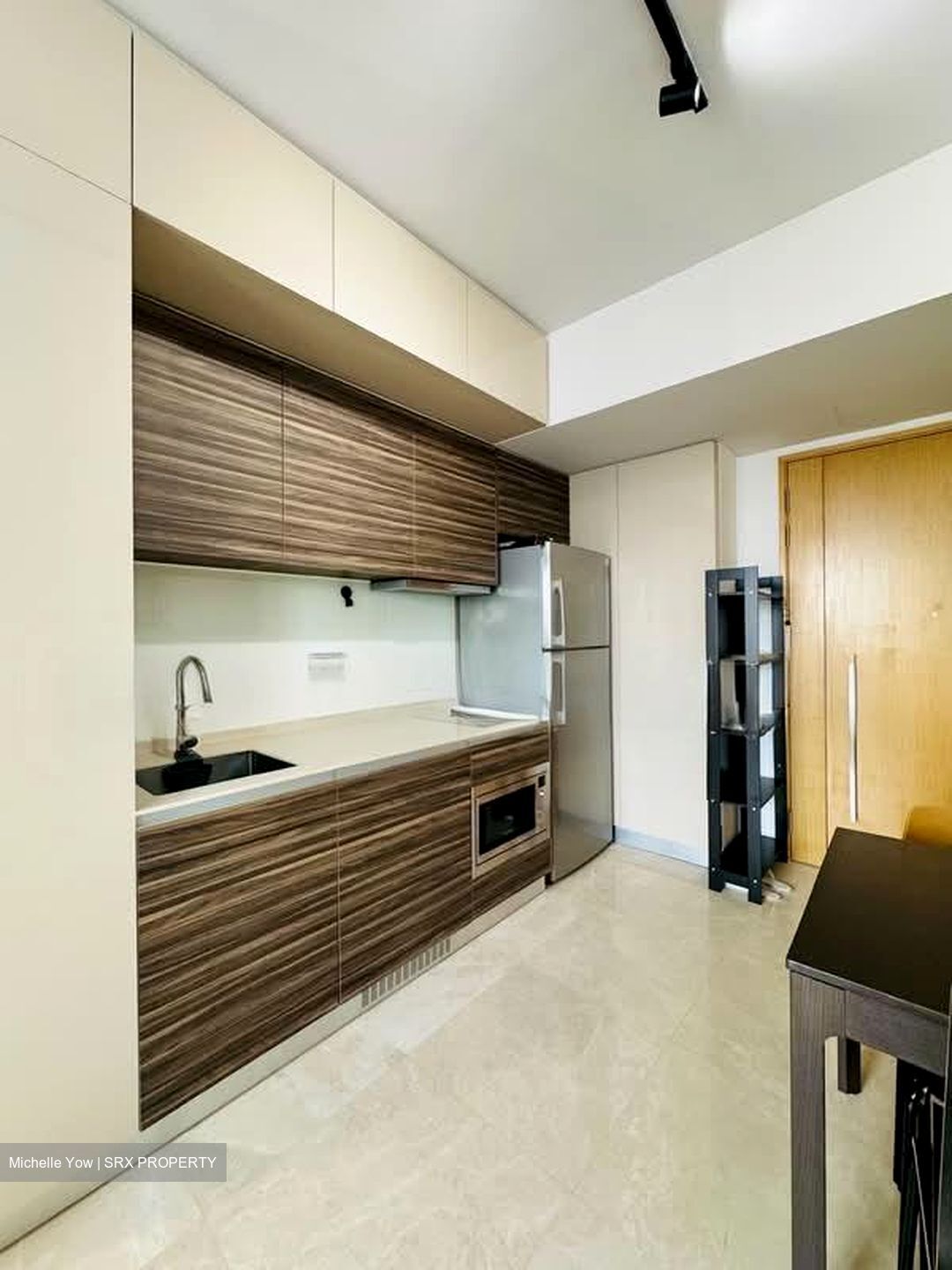 Commonwealth Towers (D3), Condominium #535897651